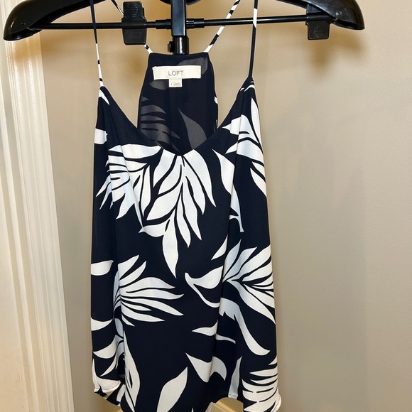 LOFT Tops - LOFT Navy and White Leaf Print Camisole